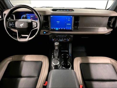 Used 2024 Ford Bronco Wildtrak AWD/4WD image 17