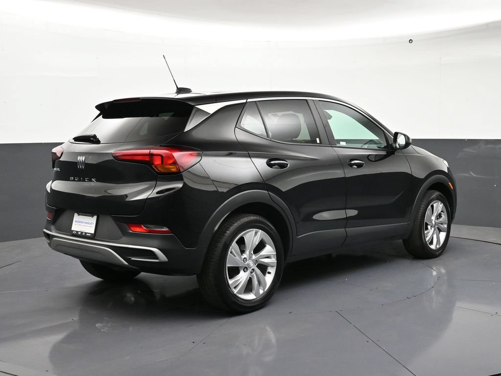 Used 2024 Buick Encore GX Preferred w/ Comfort Package AWD/4WD image 5