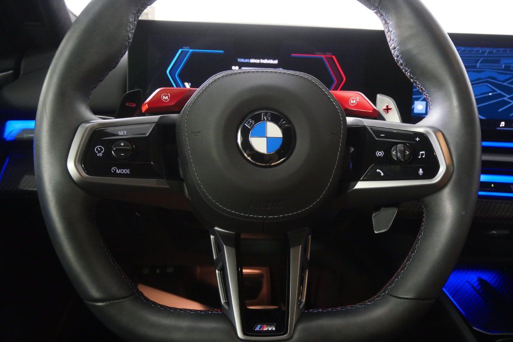 Used 2025 BMW M5 w/ Carbon Package AWD/4WD image 26