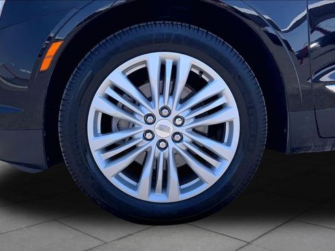 Used 2017 Cadillac XT5 Premium Luxury FWD image 11