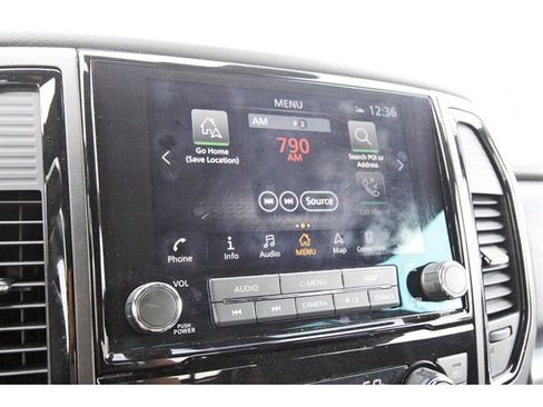 Used 2024 Nissan Titan PRO-4X image 24