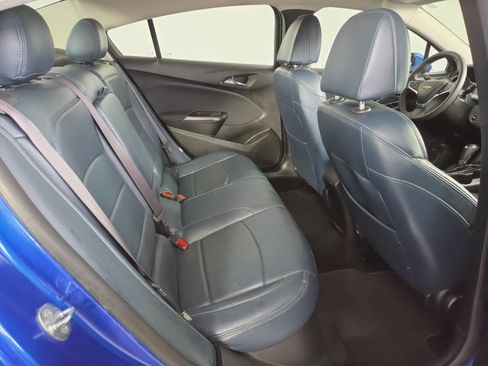 Used 2016 Chevrolet Cruze LT w/ Convenience Package FWD image 27