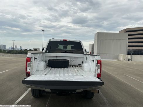 Used 2019 Ford F250 XLT w/ XLT Value Package AWD/4WD image 10