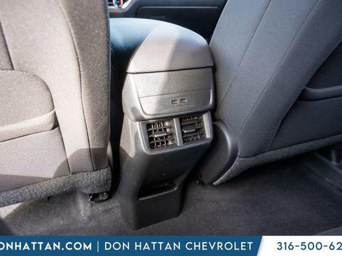 Used 2025 Chevrolet Equinox LT image 22