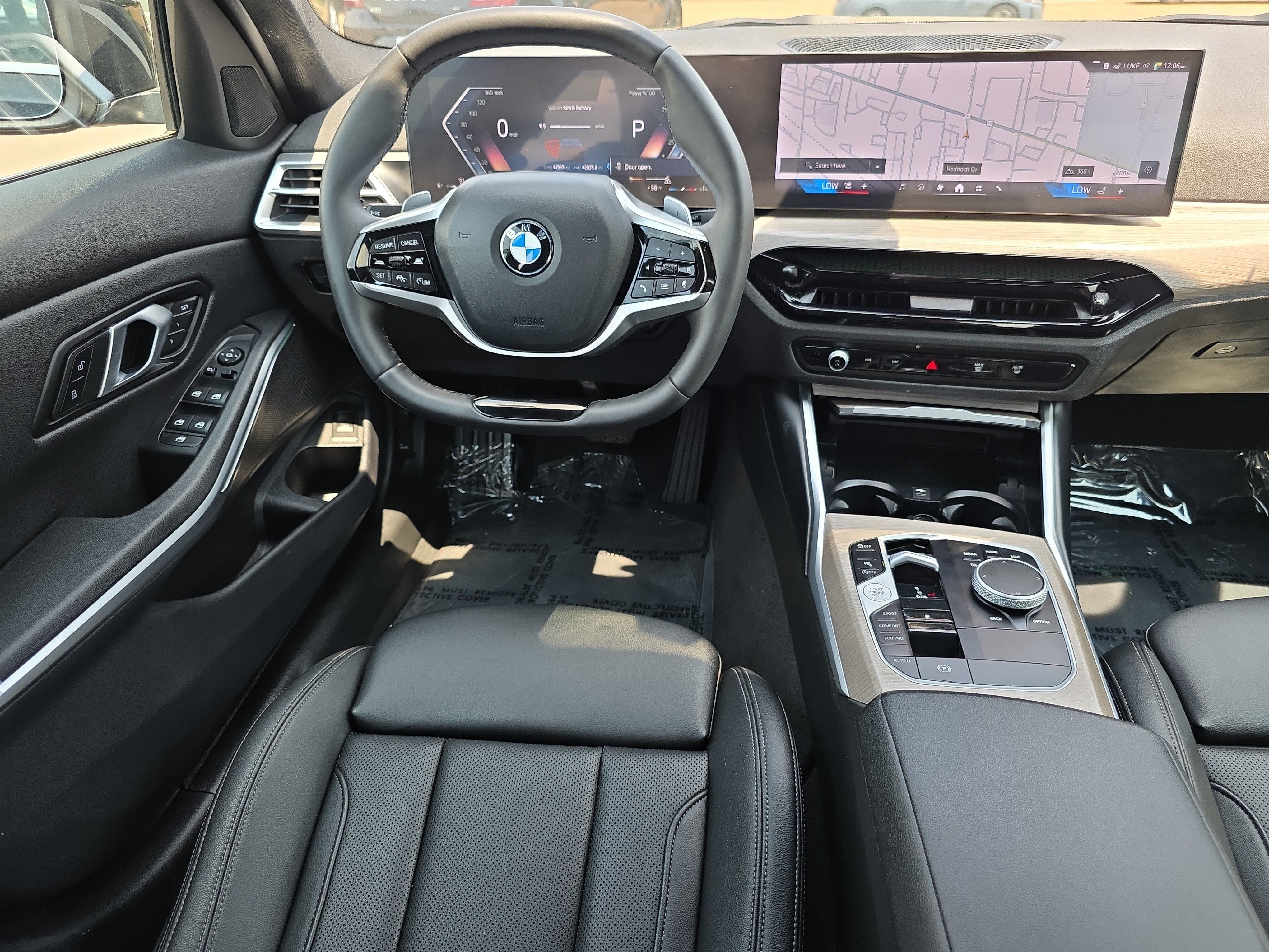 Used 2025 BMW 330i xDrive Sedan AWD/4WD image 13