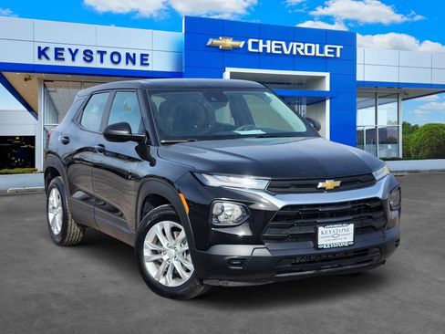 Used 2022 Chevrolet TrailBlazer LS image 1