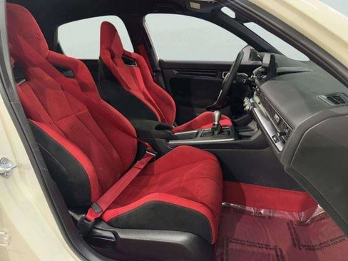 Used 2025 Honda Civic Type R image 49