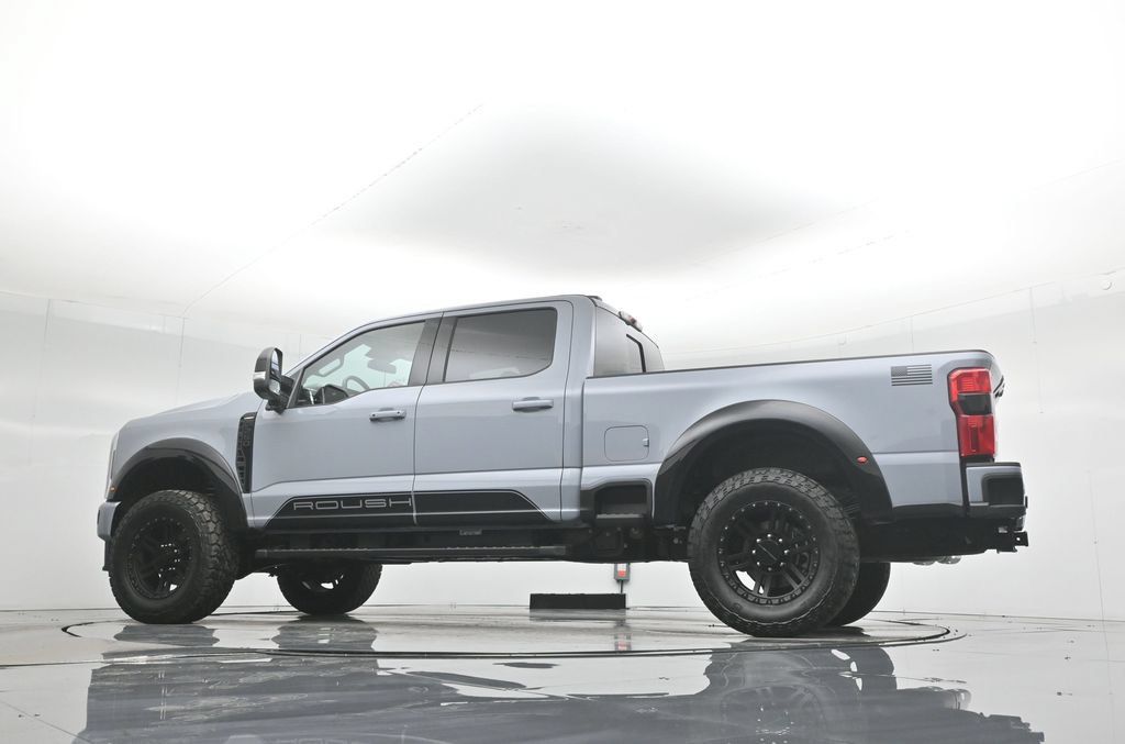 New 2026 Ford F250 Lariat w/ Black Appearance Package AWD/4WD image 54