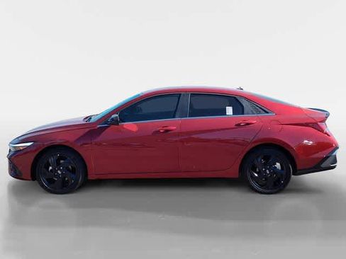 New 2026 Hyundai Elantra SEL Sport FWD image 3
