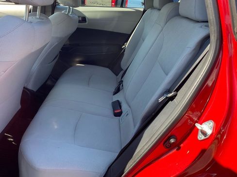 Used 2022 Toyota Corolla Cross LE image 8