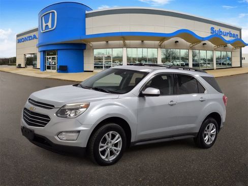 Used 2017 Chevrolet Equinox LT image 4