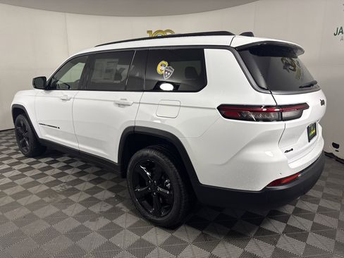 New 2026 Jeep Grand Cherokee L Limited AWD/4WD image 6