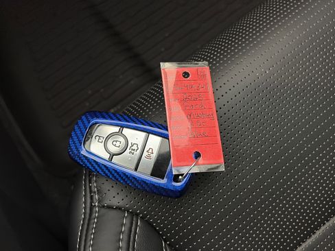 Used 2025 Ford Mustang GT Premium RWD image 4
