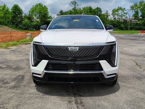 New 2025 Cadillac Escalade IQ Luxury 1 image 44
