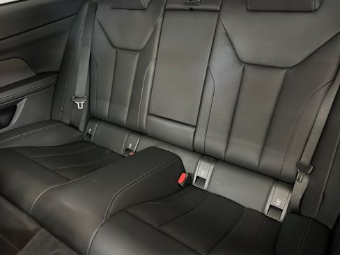 Used 2024 BMW 430i Coupe w/ M Sport Package RWD image 28