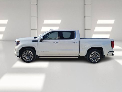 Used 2024 GMC Sierra 1500 Denali Ultimate AWD/4WD image 4