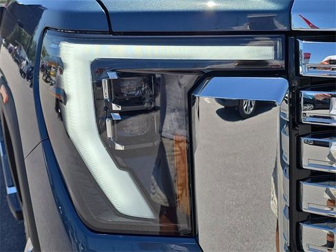 New 2025 GMC Sierra 3500 Denali w/ Denali Reserve Package image 10