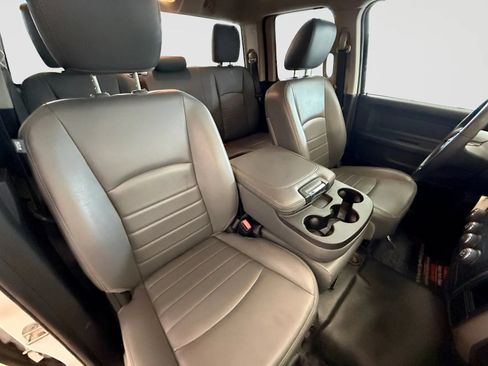 Used 2016 RAM 1500 Tradesman RWD image 21