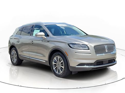 Certified 2023 Lincoln Nautilus FWD image 2