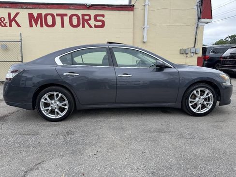 Used 2012 Nissan Maxima 3.5 S FWD image 9