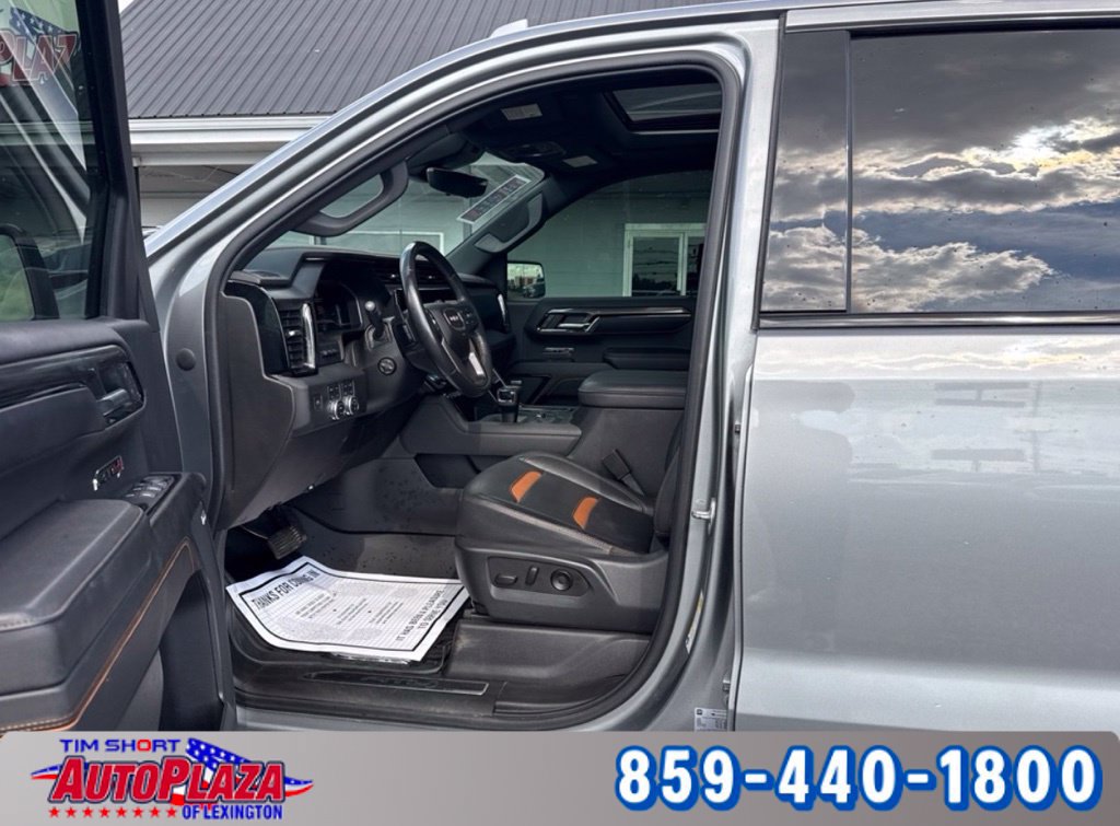 Used 2023 GMC Sierra 1500 AT4 w/ AT4 Premium Package AWD/4WD image 13