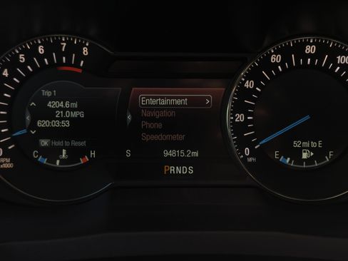 Used 2018 Ford Explorer Platinum image 14