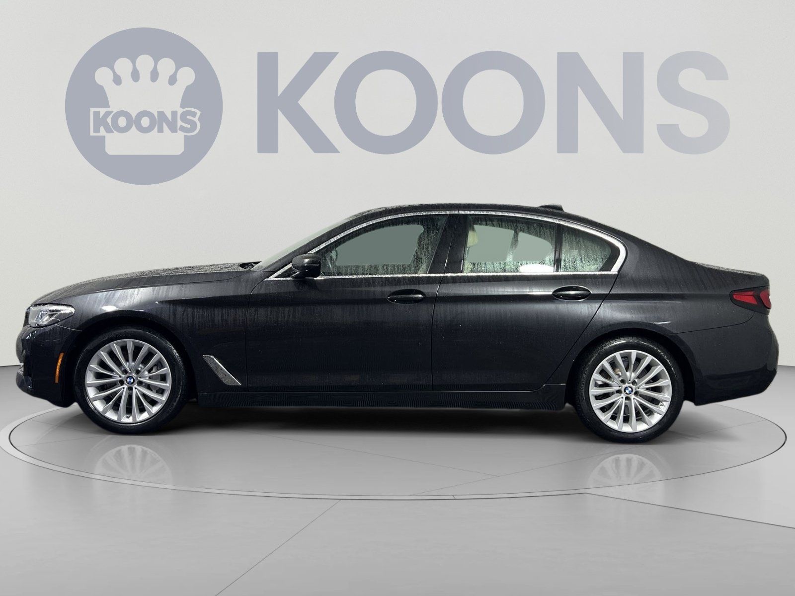 Used 2021 BMW 530i xDrive w/ Convenience Package AWD/4WD image 2