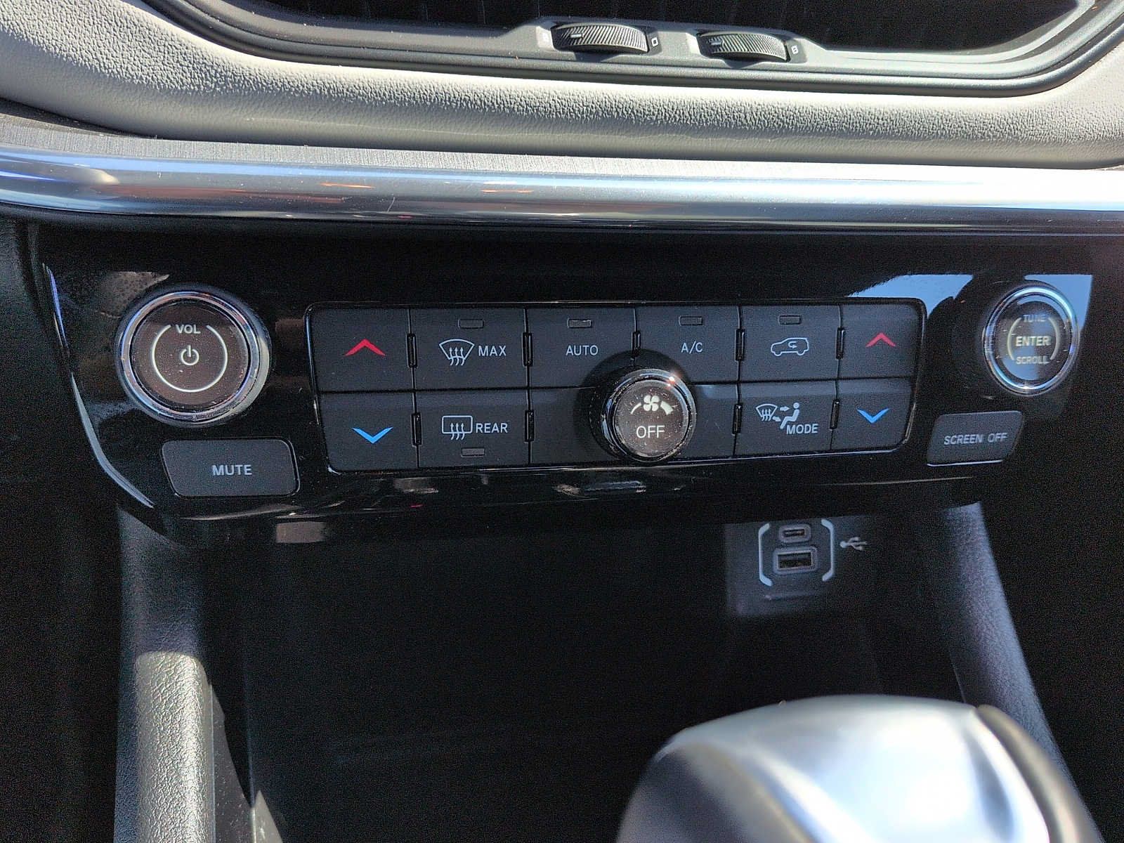Used 2023 Jeep Compass Limited AWD/4WD image 19