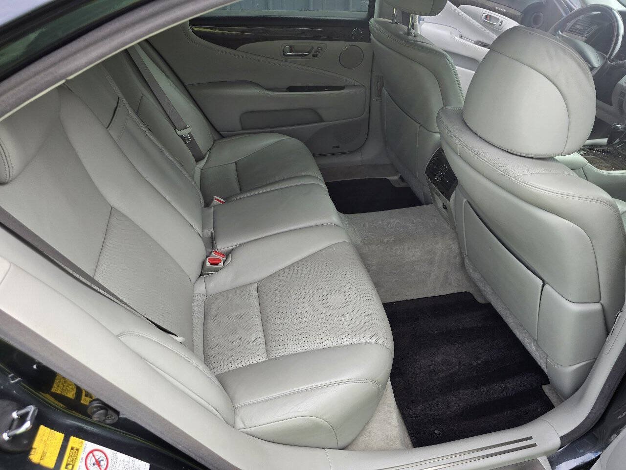 Used 2008 Lexus LS 460 L RWD image 14