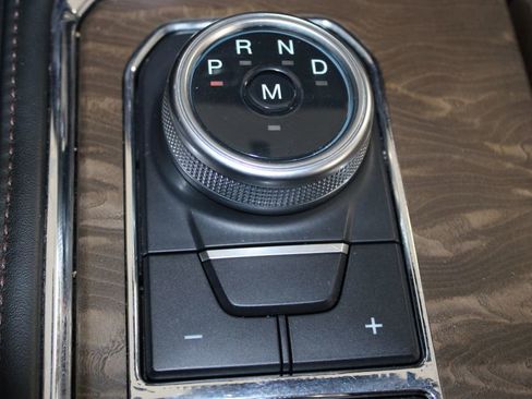 Used 2021 Ford Expedition Platinum image 34