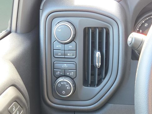 New 2025 Chevrolet Silverado 1500 W/T w/ WT Value Package image 39