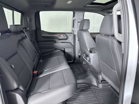 New 2026 GMC Sierra 1500 SLT w/ SLT Premium Package AWD/4WD image 29