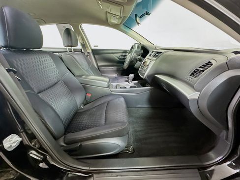Used 2017 Nissan Altima 2.5 S w/ Power Driver Seat Package FWD image 28