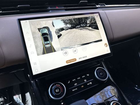 Used 2023 Land Rover Range Rover Sport SE AWD/4WD image 20