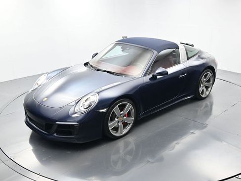 Used 2019 Porsche 911 Targa 4S image 32