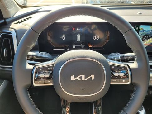 New 2025 Kia Sorento S w/ Panoramic Sunroof Package image 19
