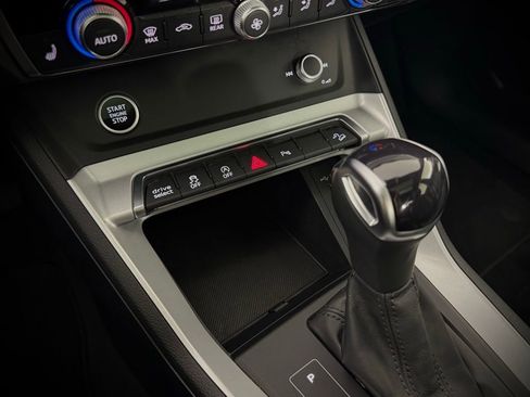 Used 2022 Audi Q3 2.0T Premium image 26