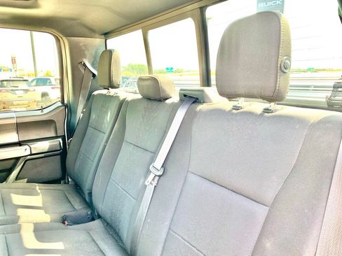 Used 2019 Ford F150 XLT w/ Equipment Group 302A Luxury AWD/4WD image 16