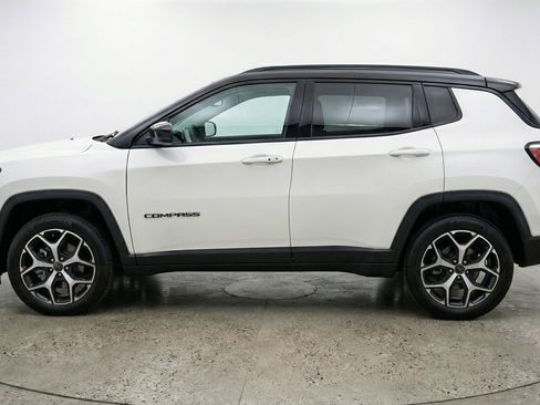 Used 2025 Jeep Compass Limited AWD/4WD image 5
