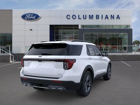 New 2026 Ford Explorer Active w/ Active Comfort Package image 8