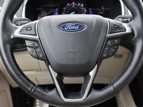 Used 2021 Ford Edge Titanium w/ Equipment Group 301A AWD/4WD image 18