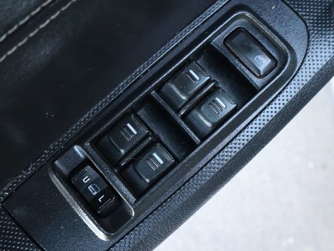 Used 2006 HUMMER H3 w/ Chrome Appearance Package image 27