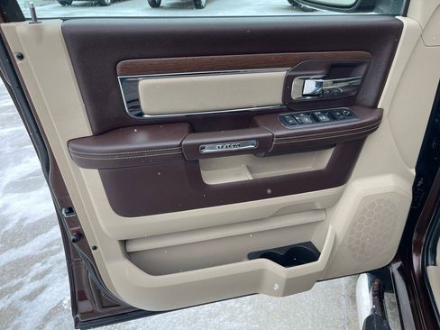 Used 2015 RAM 1500 Laramie w/ Convenience Group image 28