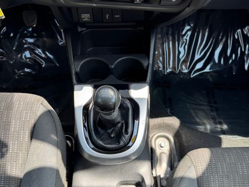 Used 2017 Honda Fit LX image 16