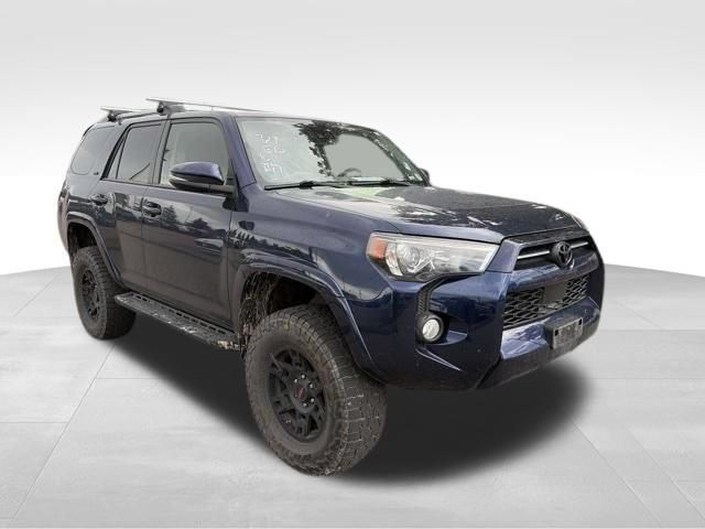 Used 2020 Toyota 4Runner SR5 Premium w/ Moonroof Package AWD/4WD image 11