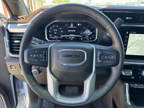 Used 2025 GMC Sierra 2500 Denali w/ Denali Reserve Package image 22