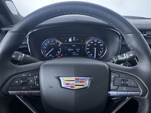 New 2025 Cadillac XT6 Premium Luxury image 3