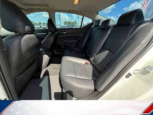 Used 2019 Nissan Altima 2.0 Edition One FWD image 5