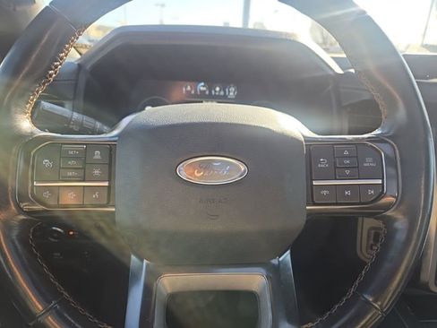 Used 2023 Ford Expedition Platinum image 13