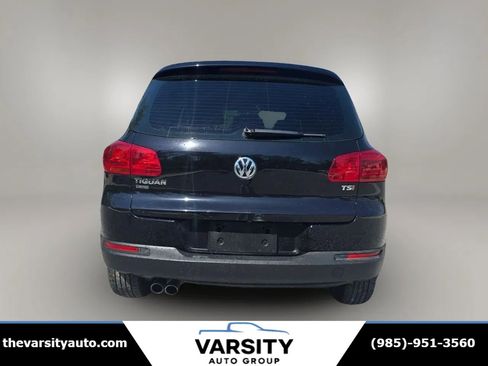Used 2018 Volkswagen Tiguan Limited w/ Alloy Wheels Package image 6